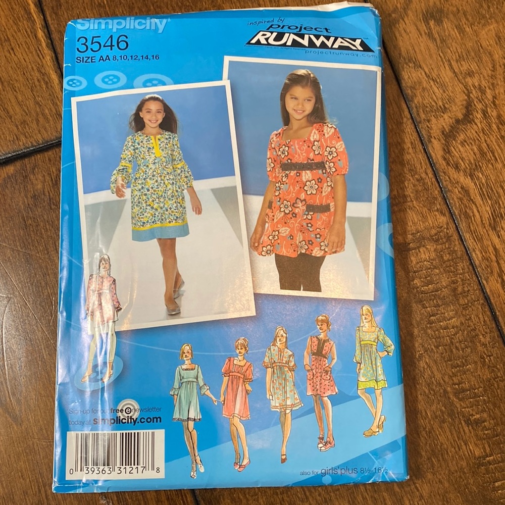 Simplicity pattern 3546 inspired by Project Runway tunic tops